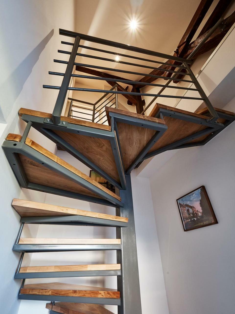Eva Rooms & Studio Apartment Karlovac Eksteriør billede