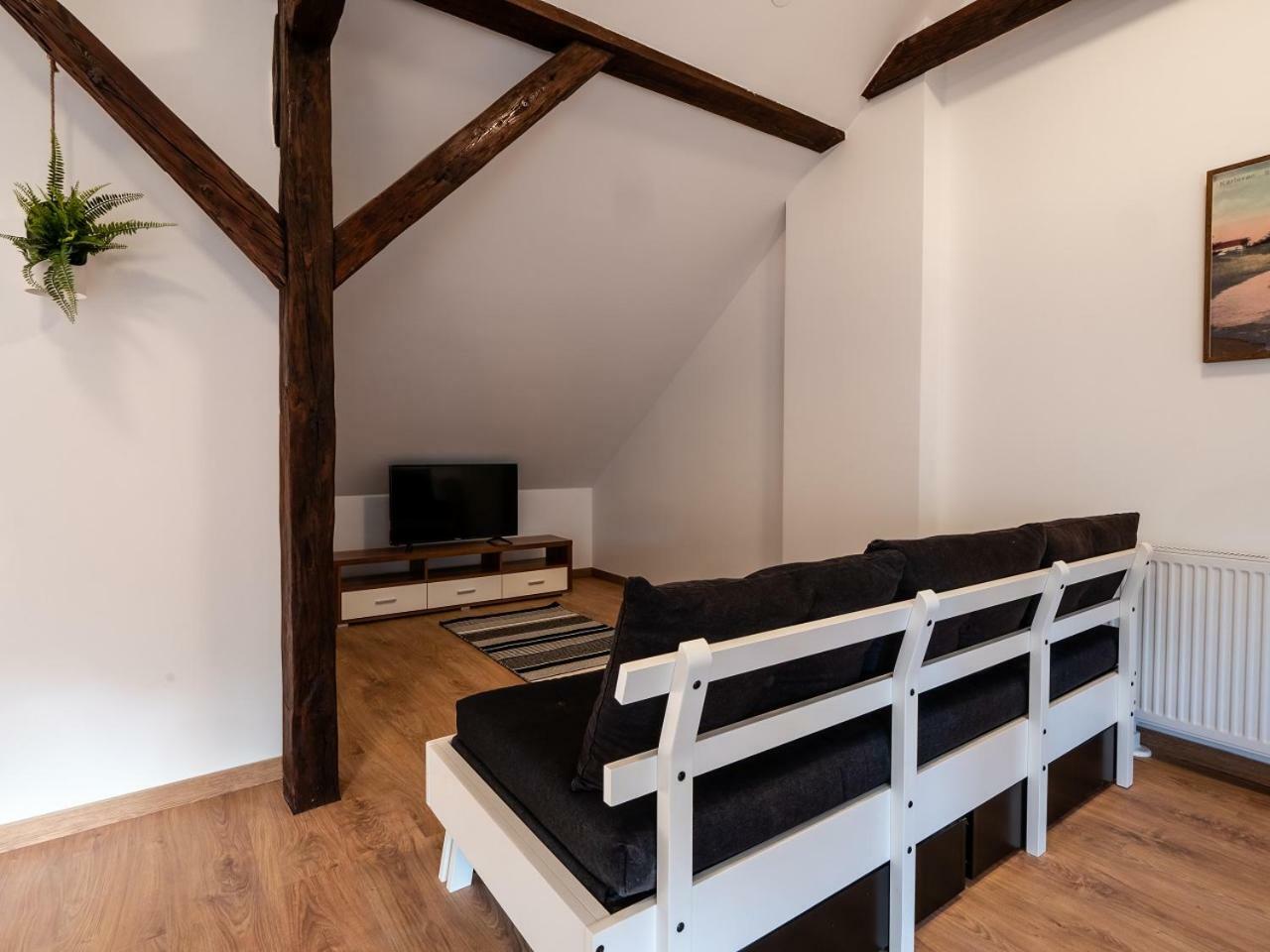 Eva Rooms & Studio Apartment Karlovac Eksteriør billede